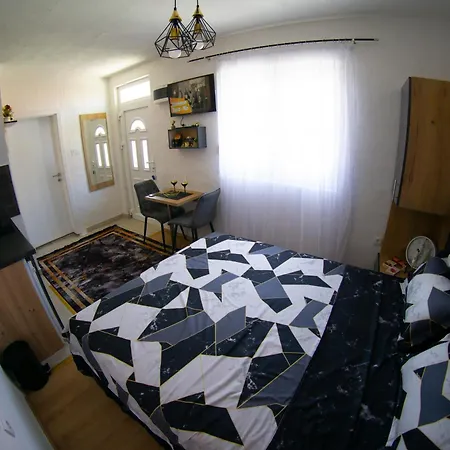 Apartman Luxury Milicevic 2 *