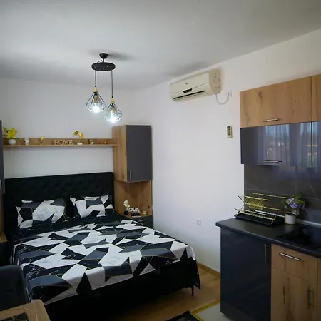 Luxury Milicevic 2 *